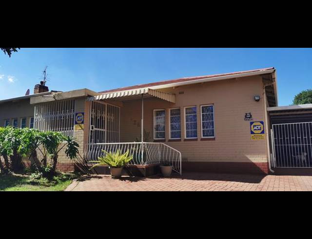 3 BEDROOM HOUSE FOR SALE IN REWLATCH